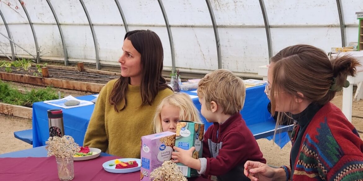 Urban Roots hosts the fall Little Gardeners Program, a seed-to-table garden education Urban Roots hosts the fall Little Gardeners Program, a seed-to-table garden education