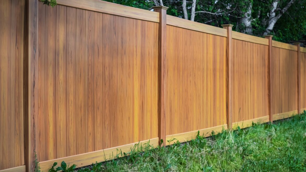 Homeowner troubled after noticing HOA workers’ hazardous actions: ‘I’m worried’ "That frequency would freak me out."