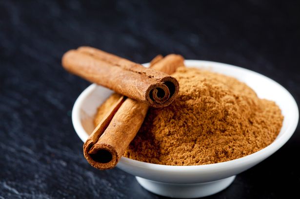 Bowl of cinnamon powder 