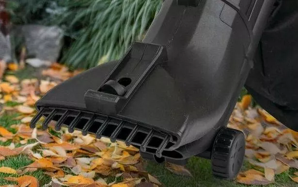 The tool has an integrated extendable rake head to loosen the likes of moss.