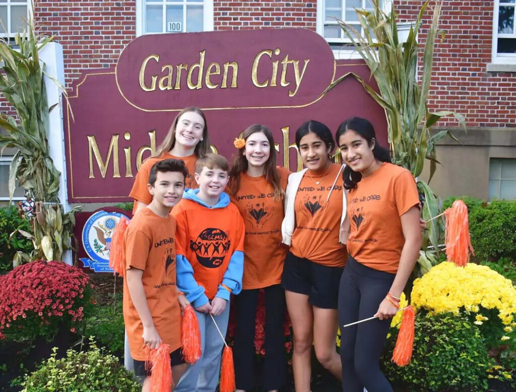 Garden City schools celebrate Unity Day Garden City schools celebrate Unity Day