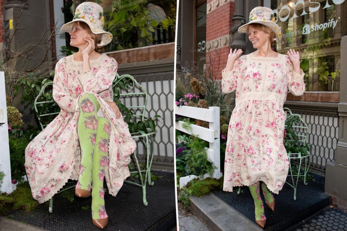 Pamela Anderson turns heads with wild floral outfit at garden-themed skincare event Pamela Anderson turns heads with wild floral outfit at garden-themed skincare event
