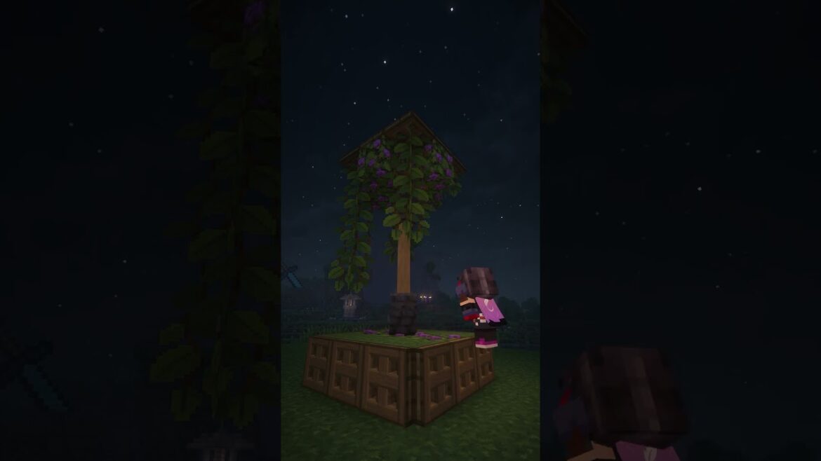 Transform Your Garden With This Natural Beacon 💡🌼 | #Minecraft Shorts