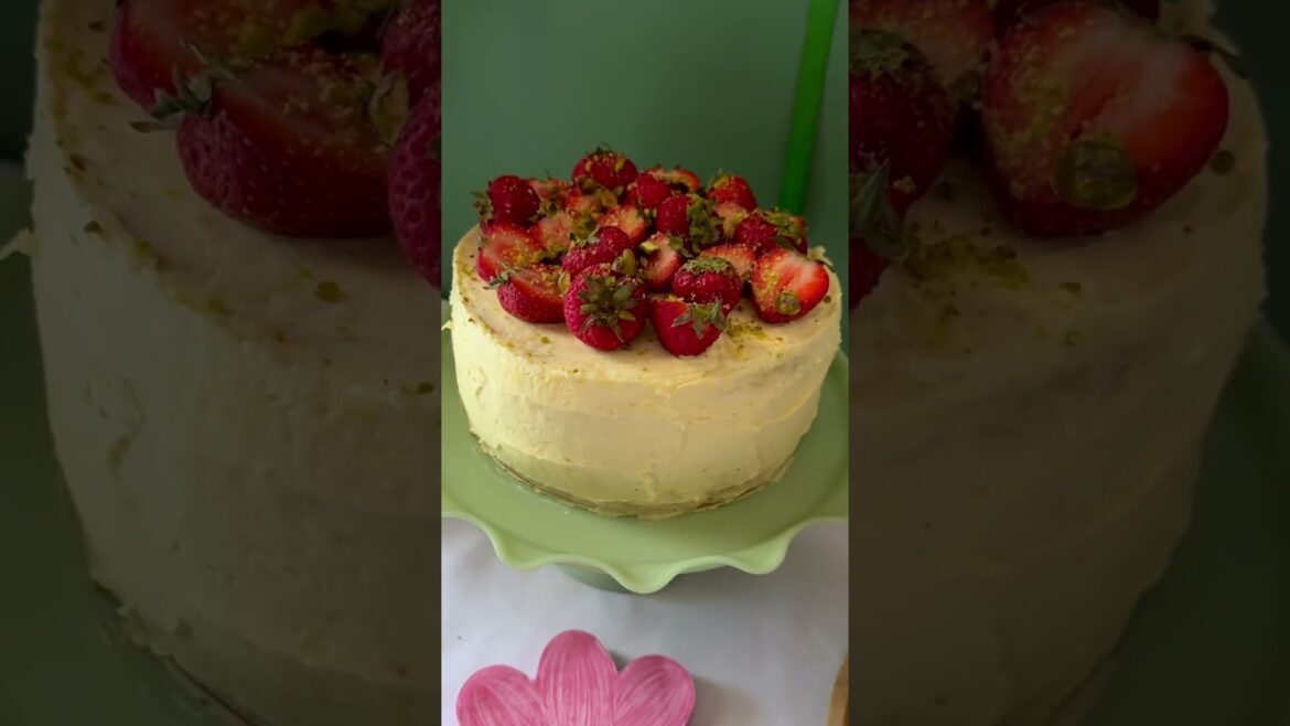 Details from Poppy’s 4th birthday party, backyard garden splash party 🌸 thanks to for all the paper