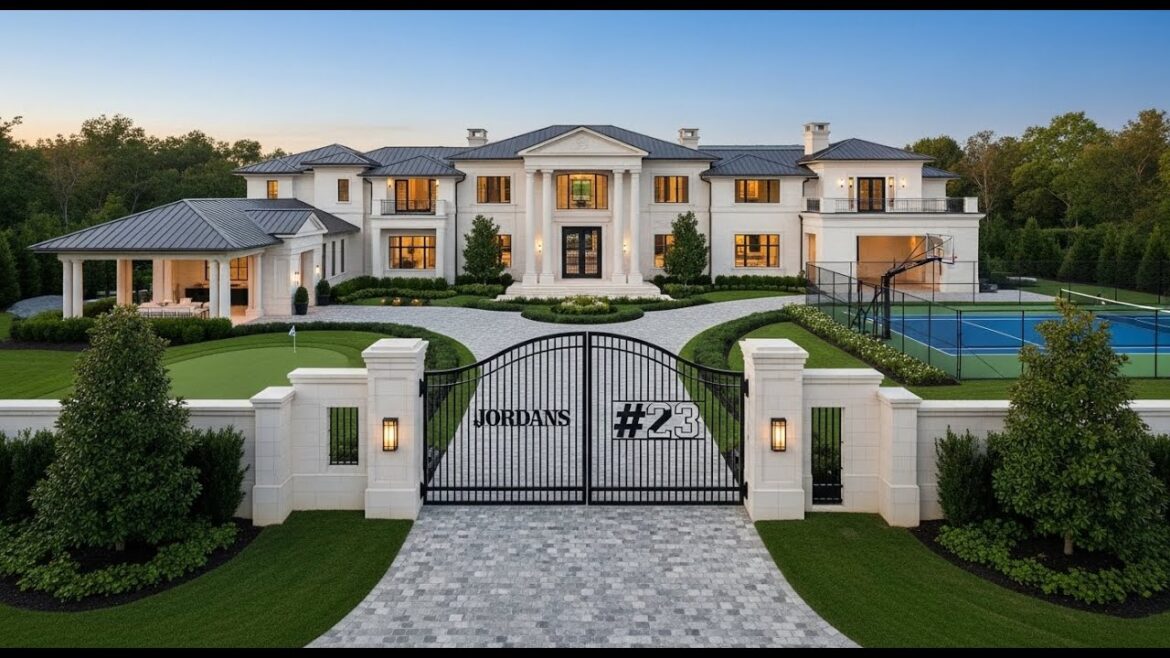 I Explored a JAPANESE Modern Villa and Here’s What I Found I Explored a JAPANESE Modern Villa and Here's What I Found