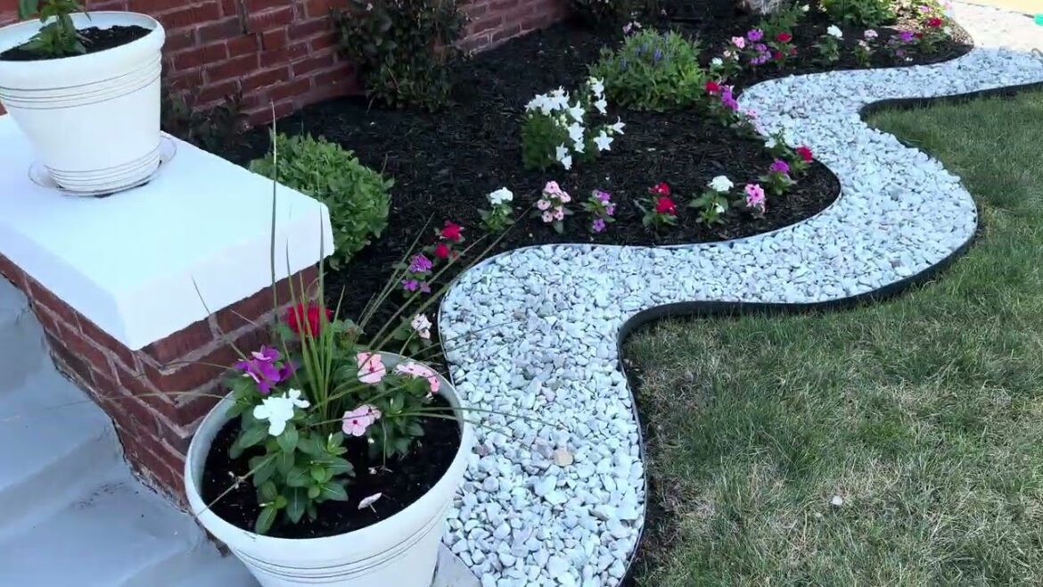 A Whitleypiece (The Graduate S6, E7) Front Yard A Whitleypiece (The Graduate S6, E7) Front Yard