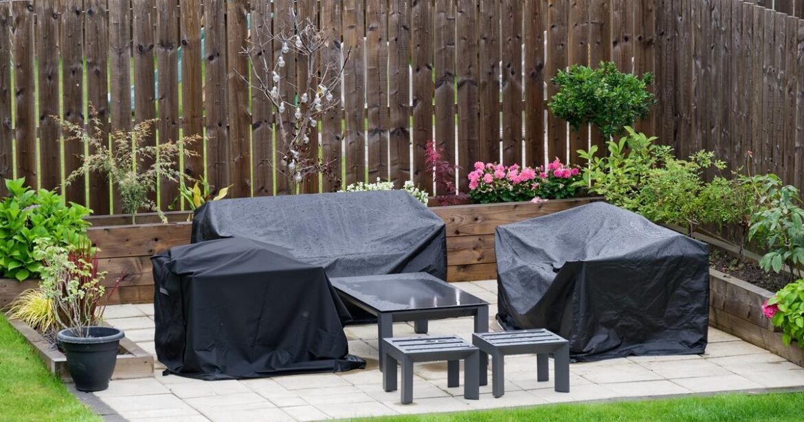 The exact date you need to bring your garden furniture inside