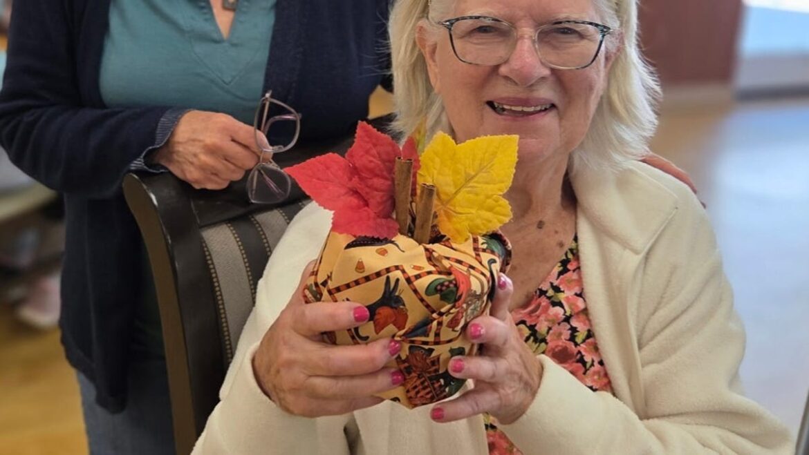Art of Gardening Club leads fall crafts at Brethren Care Art of Gardening Club leads fall crafts at Brethren Care