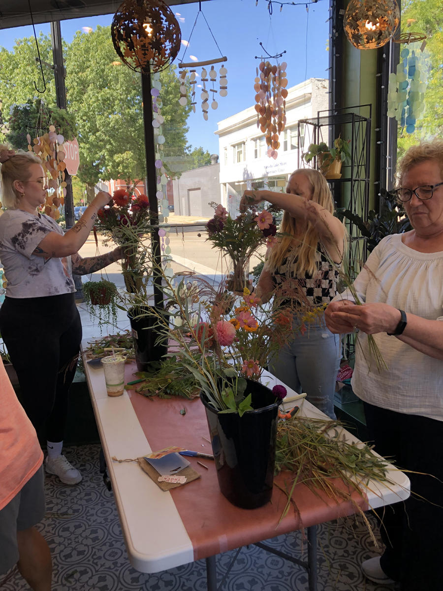 Fall Floral Workshop at EQUINOX