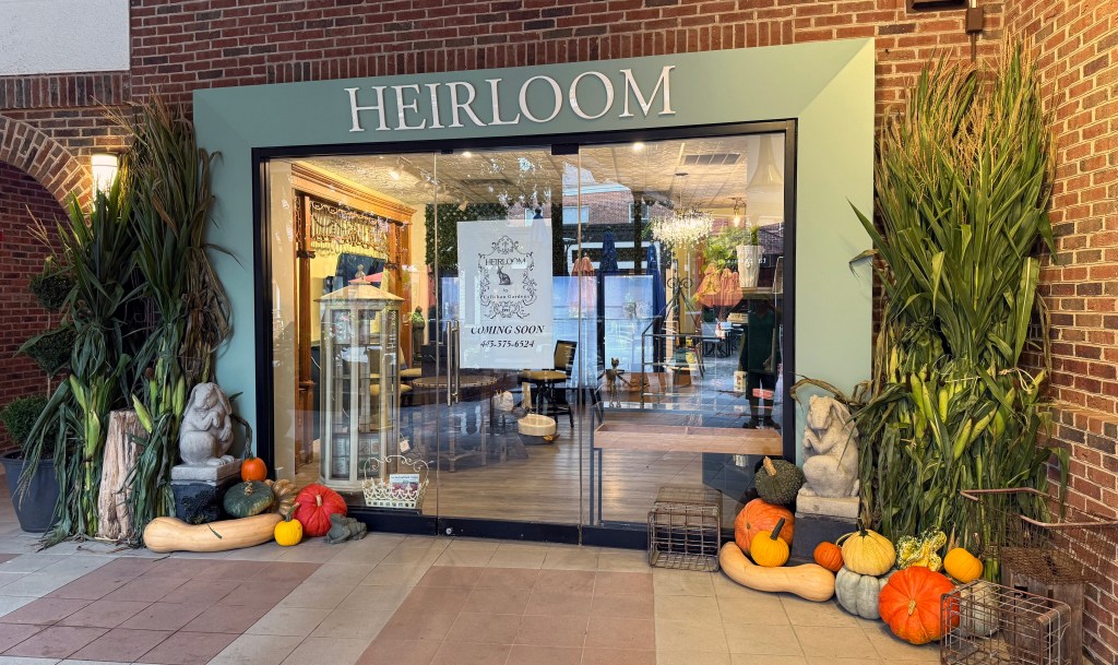 Heirloom floral boutique opening in Green Spring Station in Lutherville Heirloom floral boutique opening in Green Spring Station in Lutherville