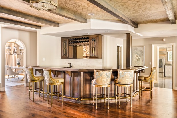 The wet bar. (Photo by Engel Studios)