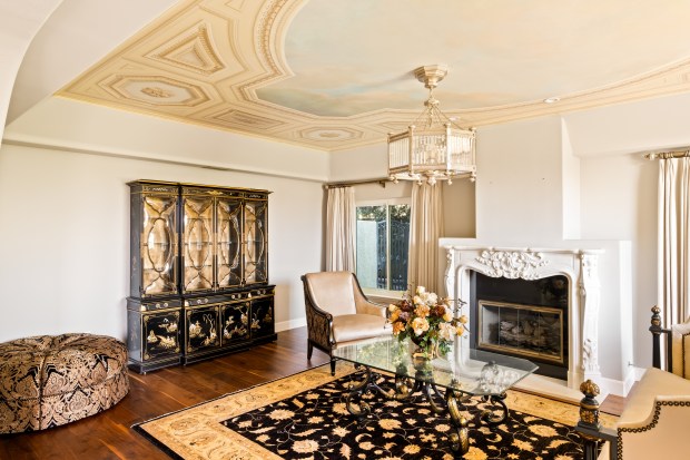 The sitting room. (Photo by Engel Studios)
