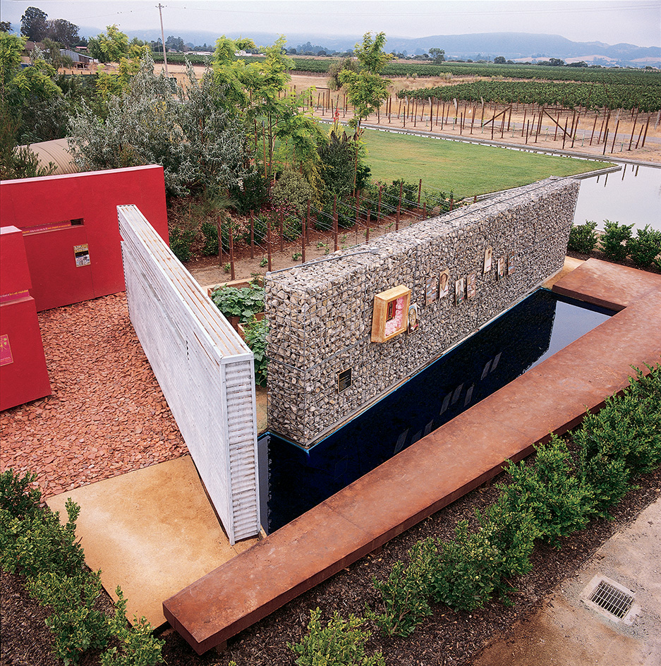 works by Grupo de Disen&#771;o Urbano who won the 2025 Oberlander prize