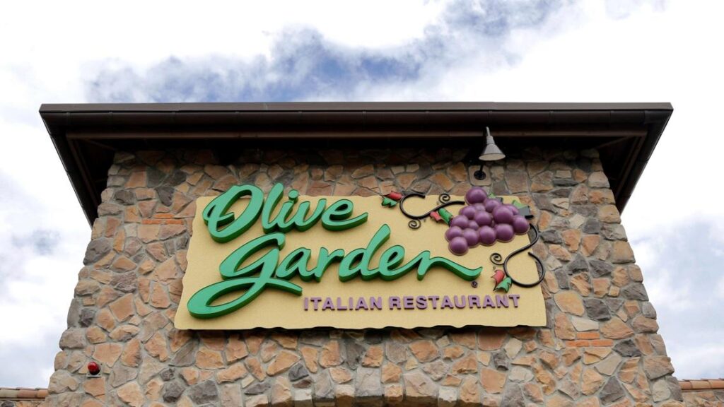 Athens City Council greenlights Olive Garden project Athens City Council greenlights Olive Garden project