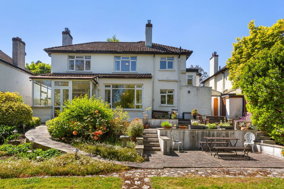 Rear view of Tulfarris' garden Photo: Viv van der Holst