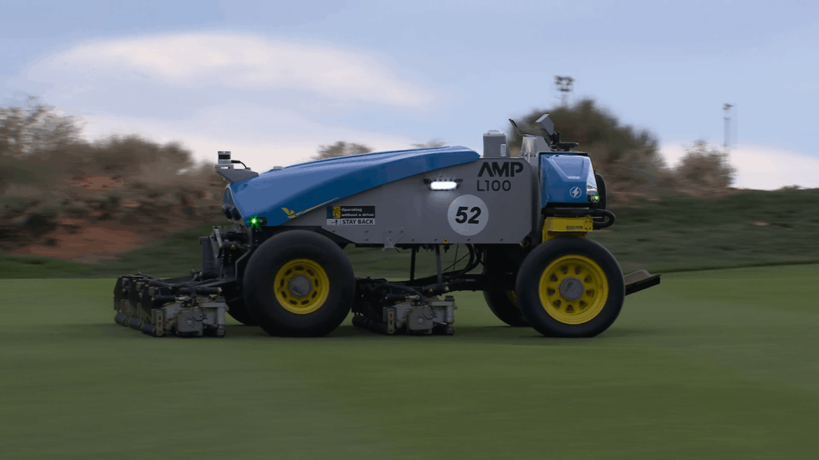 Robot agronomy?! Self-driven mowers are deployed from 2 a.m. to 6 a.m. to mow 51 acres of the golf course at Bank of Utah Championship. The future is now 🤖