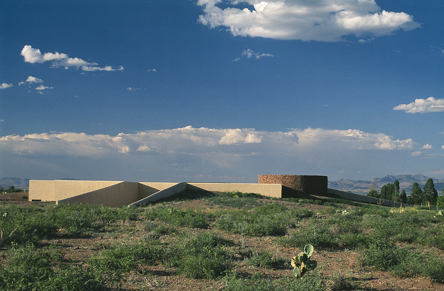 works by Grupo de Disen&#771;o Urbano who won the 2025 Oberlander prize