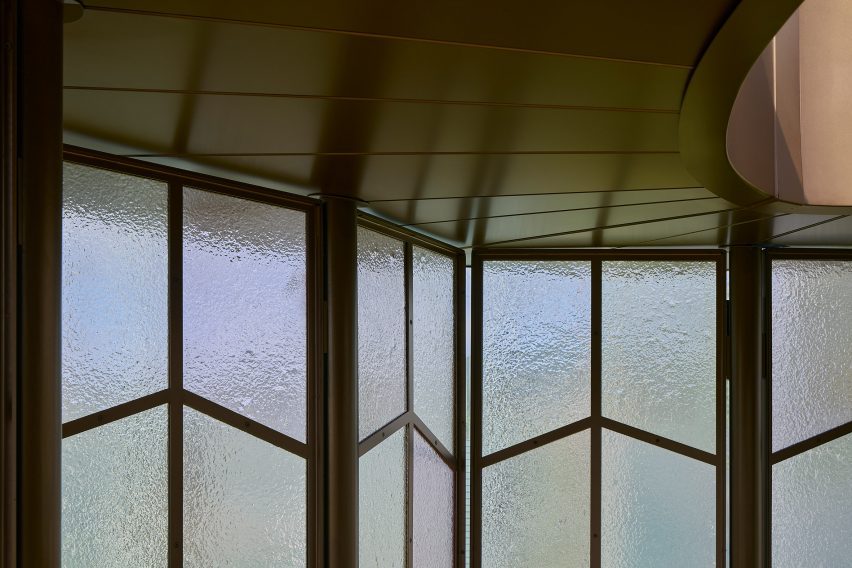 Close-up of glazed paritions