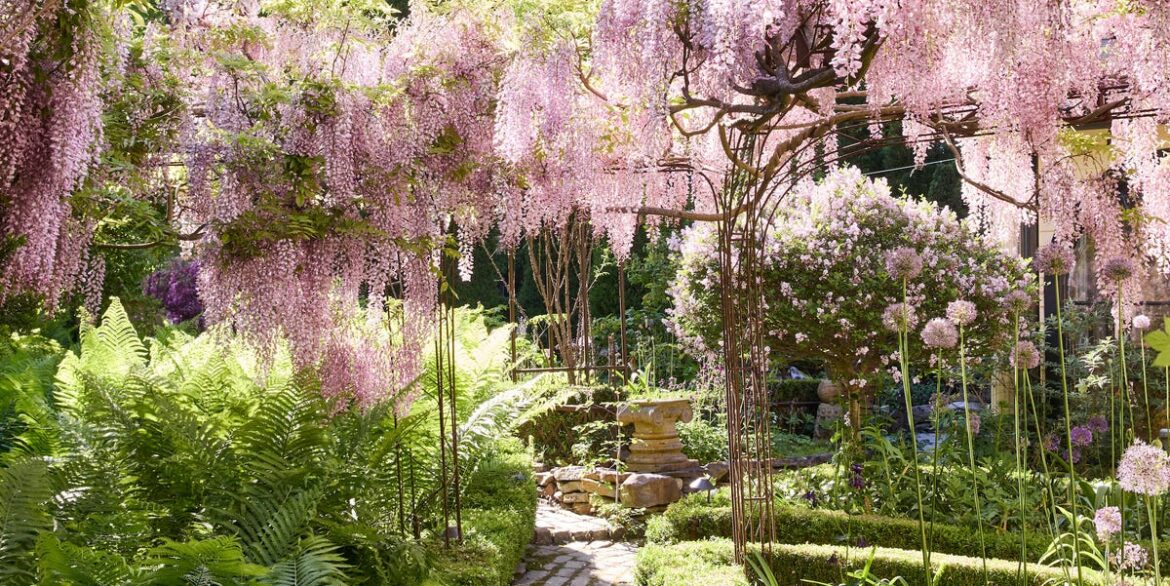 VERANDA’s ‘Enchanting Gardens’ Coffee Table Book Is Here VERANDA's 'Enchanting Gardens' Coffee Table Book Is Here