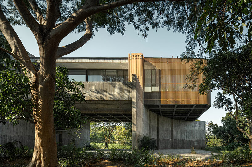 W house II IDIN