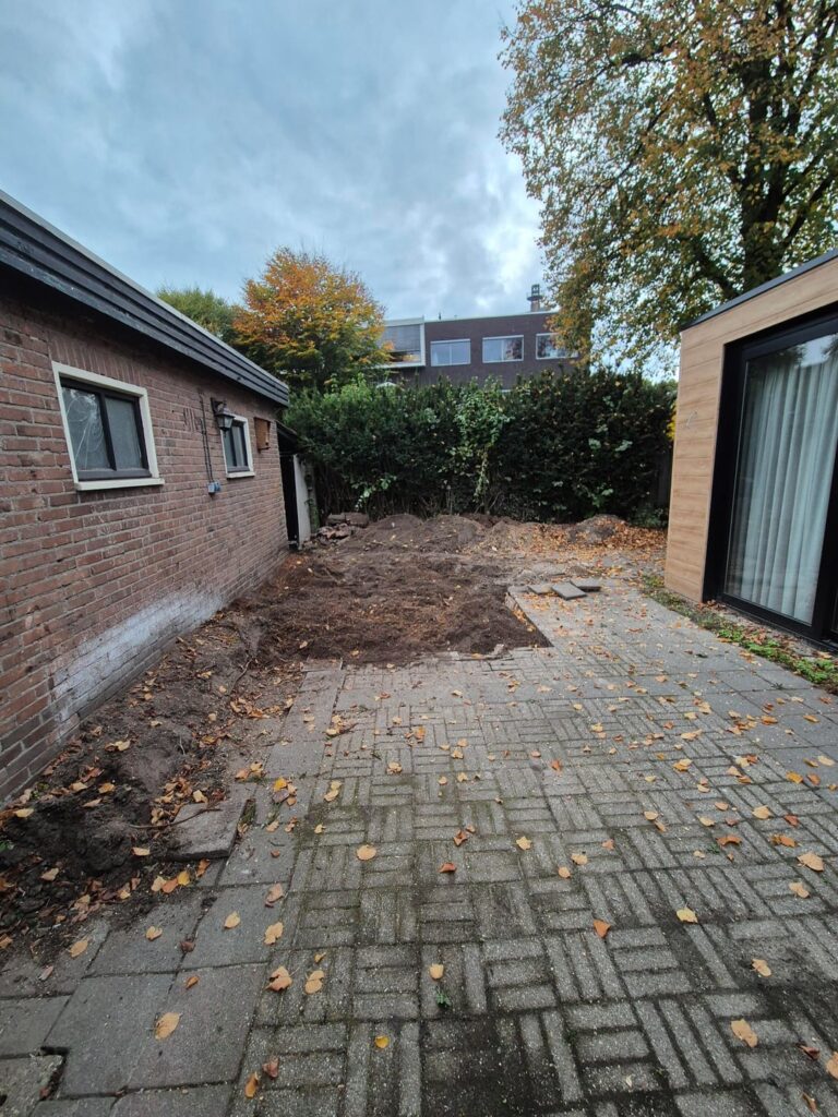 Advice on using woodchips for preparing the garden. Advice on using woodchips for preparing the garden.