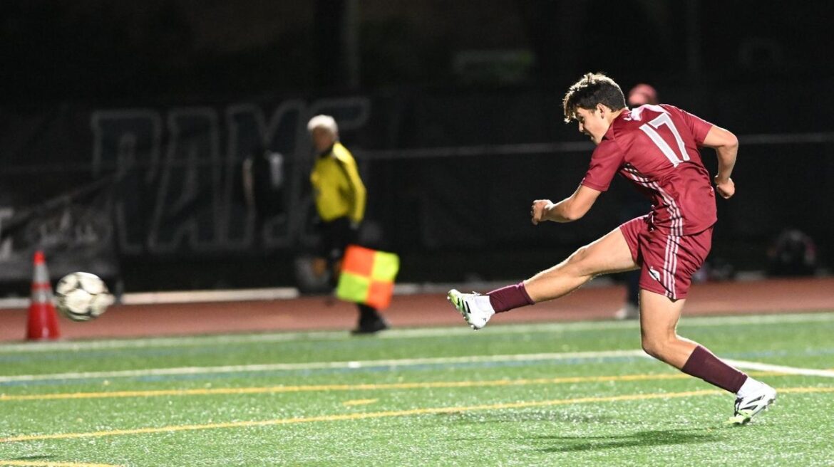 Oliver Williams' three goals delivers Garden City another boys soccer Nassau 'AA' title