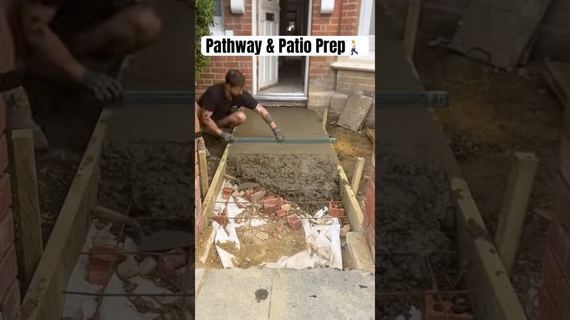 Pathway & Patio Prep🚶#landscaping #garden #path #pathway #patio #diy #paving Pathway & Patio Prep🚶#landscaping #garden #path #pathway #patio #diy #paving