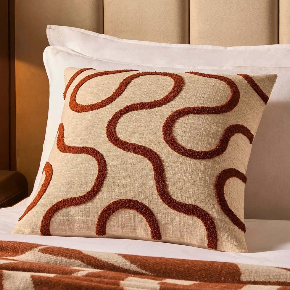 Tufted Swirl Cushion Cover