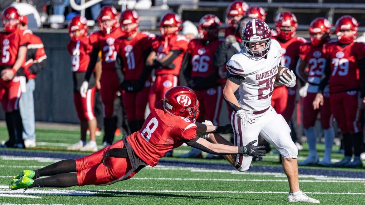 Long Island Class II football championship: Garden City vs. East Islip
