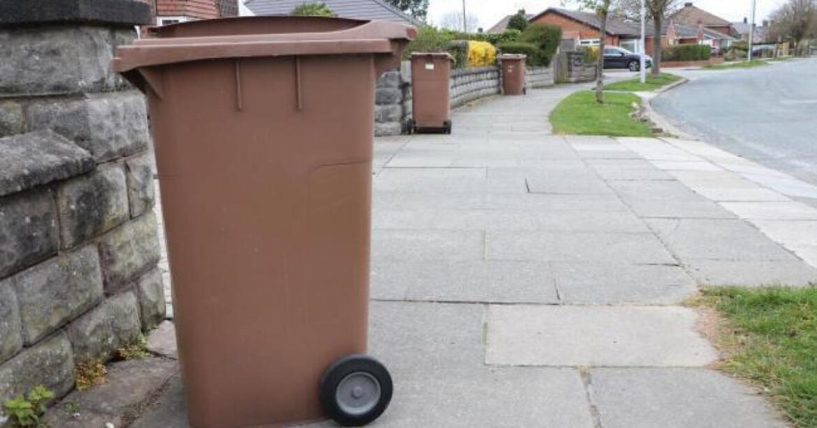 South Ayrshire brown bin garden waste permit reminder issued South Ayrshire brown bin garden waste permit reminder issued