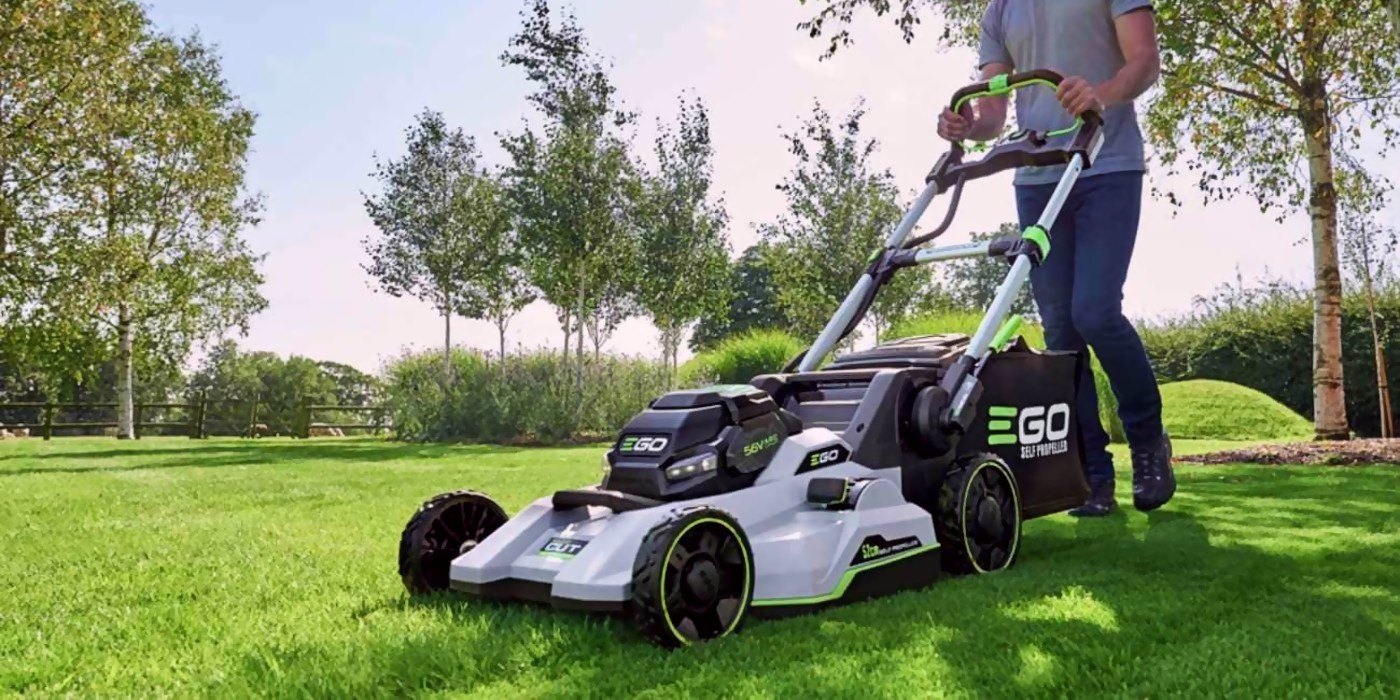 5 OF THE HIGHEST-RATED LAWN MOWERS YOU CAN BUY FROM AMAZON