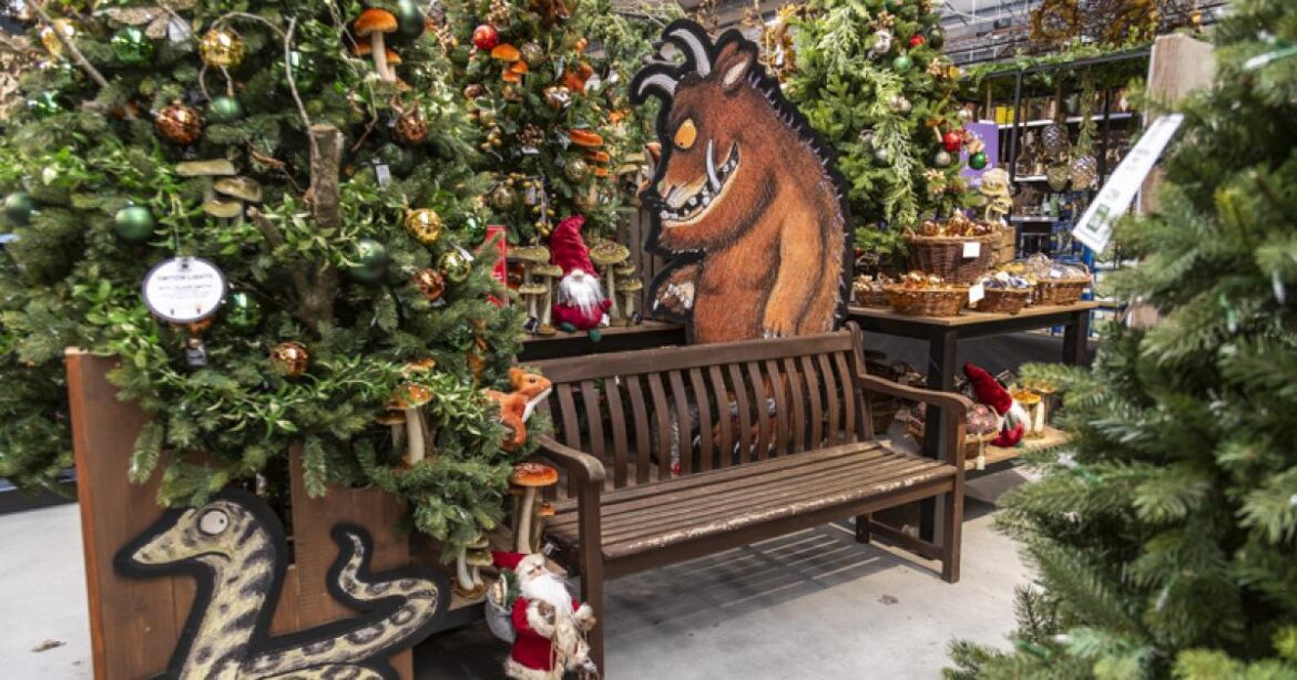 Perrywood Sudbury unveils Christmas display for 2025 Perrywood Sudbury unveils Christmas display for 2025