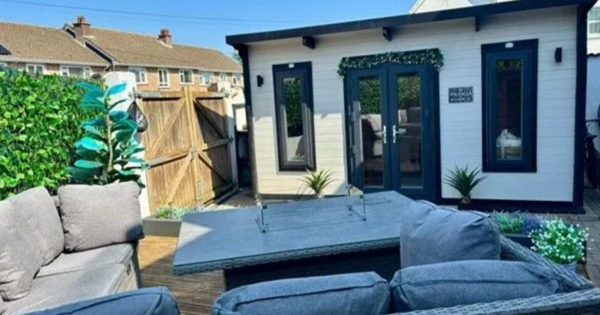 Exmouth detached house with garden lodge on sale for £450k