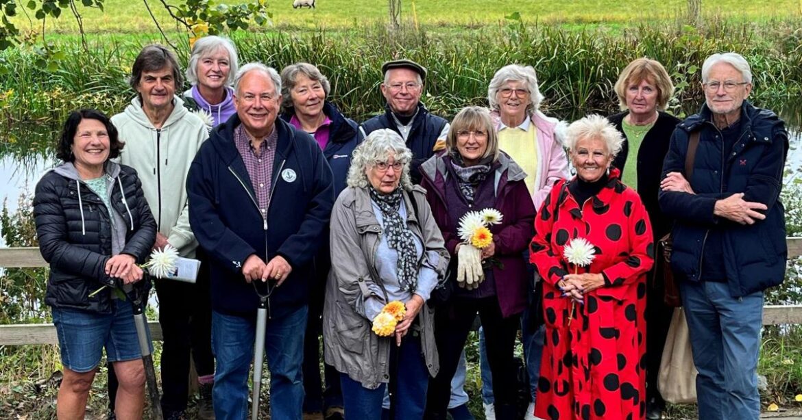 Brampton gardeners support Great Ouse Valley tree planting