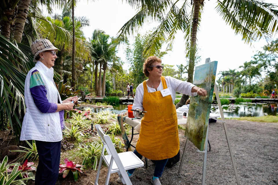 A dozen artists create pieces of art during the Plein Air Fest at the Naples Botanical Garden in Naples on Saturday, Jan. 28, 2023.