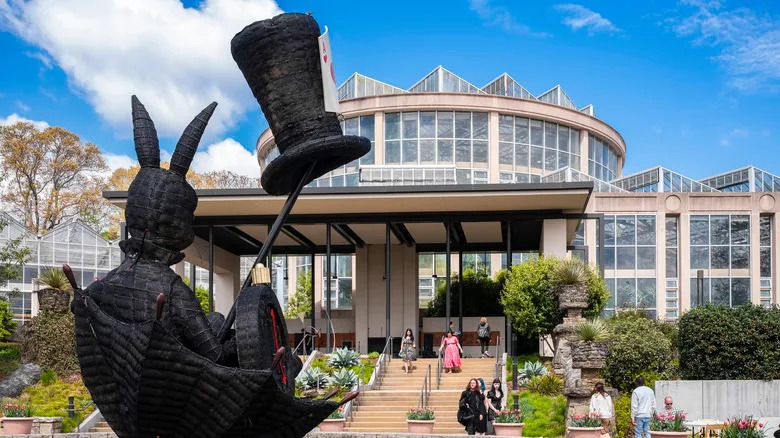 Whimsical sculpture outside the Botanical Garden building