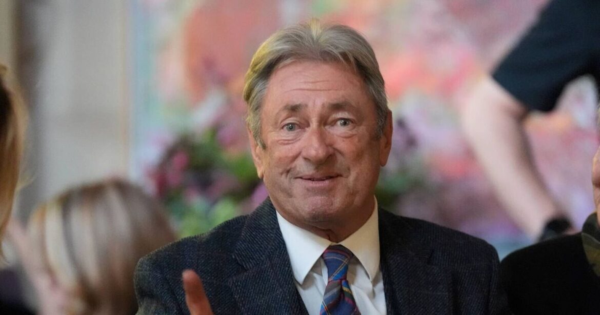 Alan Titchmarsh shares four simple methods to make your garden bird-friendly