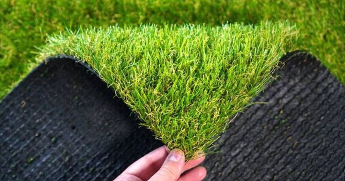 Gardeners warned never to install artificial grass in gardens Gardeners warned never to install artificial grass in gardens
