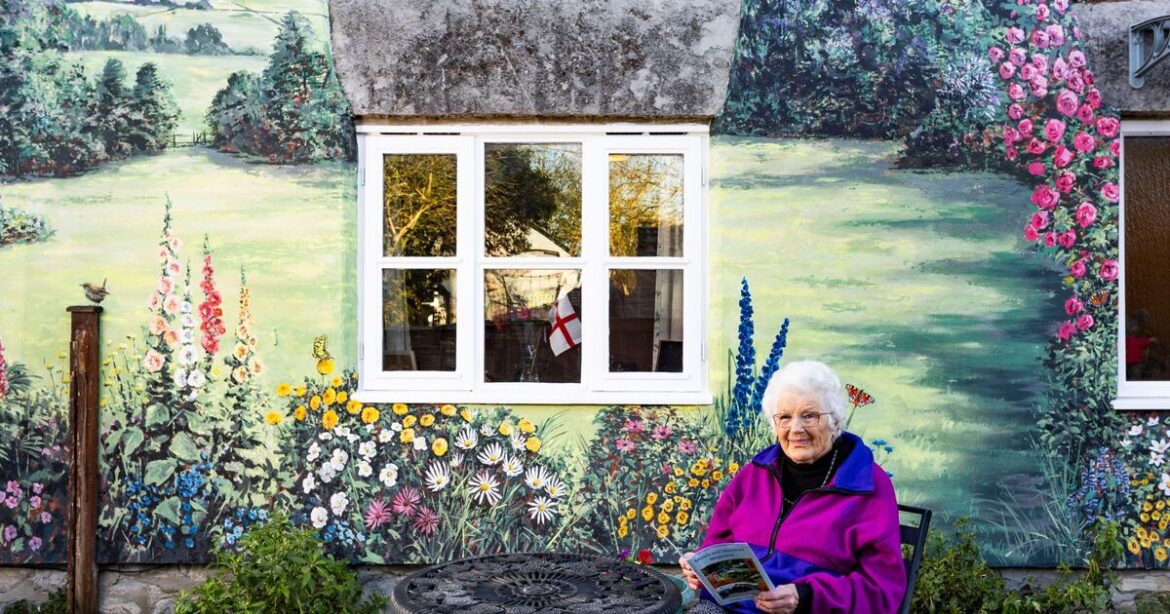 Woman, 94, turns house into 'dream garden she doesn't have to water' | UK | News