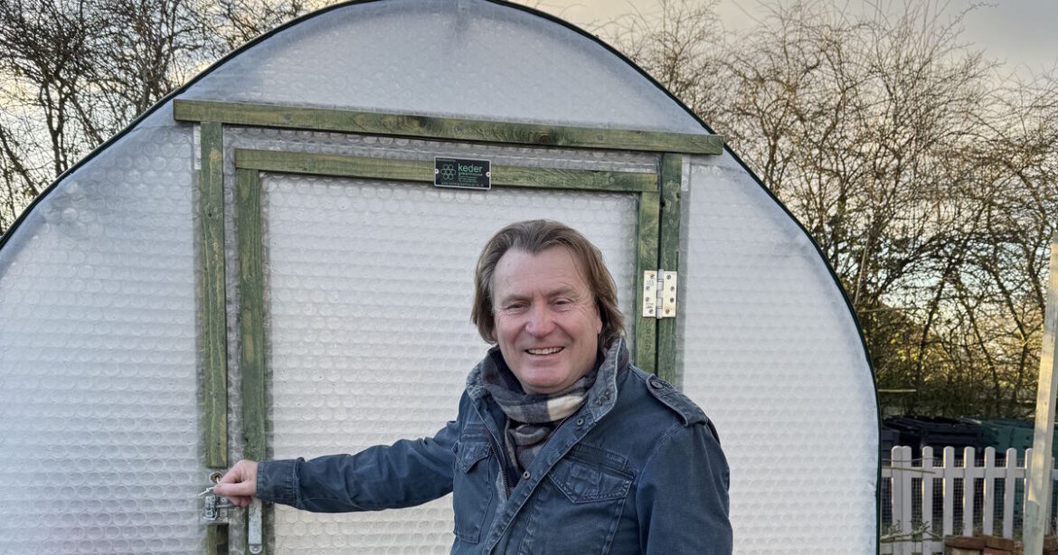 Winter’s here – these are my 4 tips to stop it killing your garden Winter's here – these are my 4 tips to stop it killing your garden