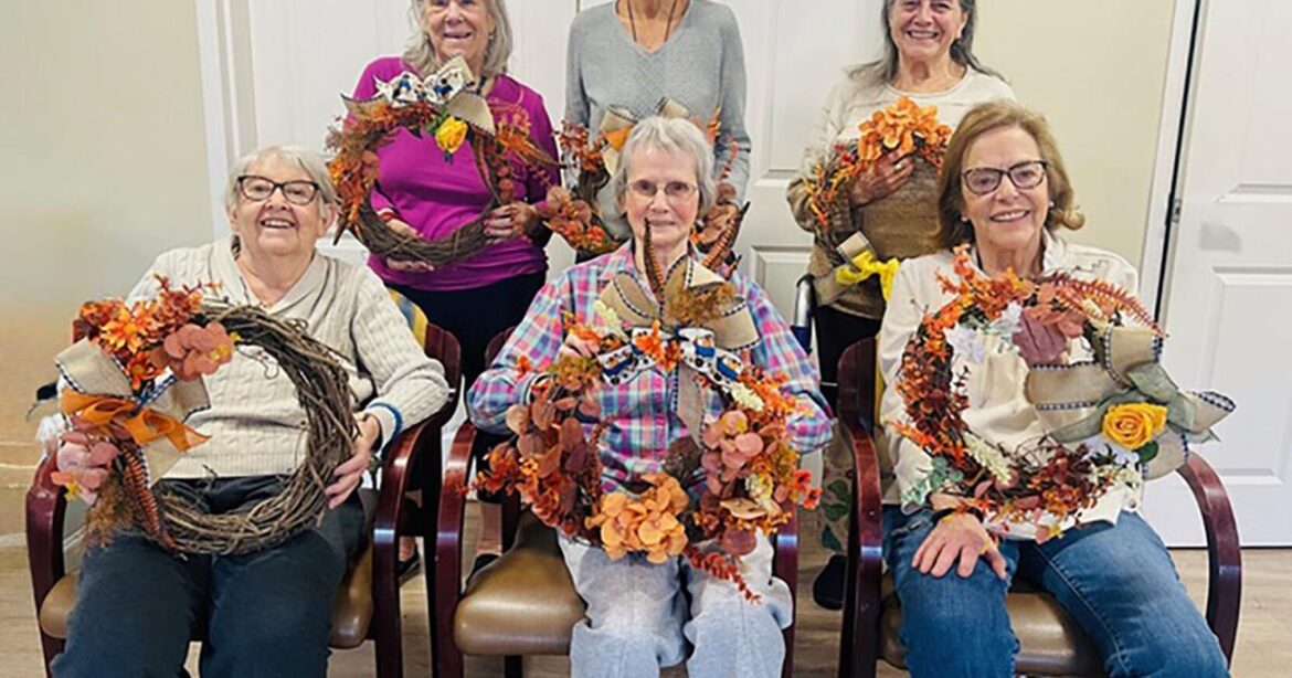 FESTIVE WREATH MAKING AT MONARCH | Garden FESTIVE WREATH MAKING AT MONARCH | Garden