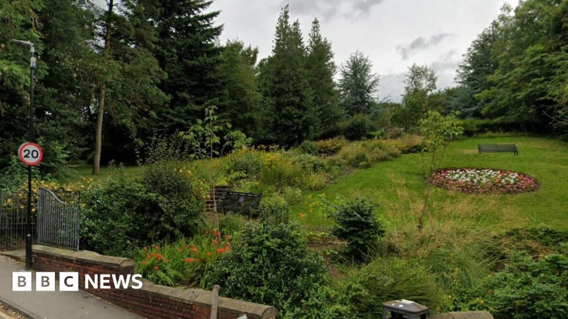 Morley’s Scarth Gardens set for £145k revamp General view of Scarth Gardens in Morley, Leeds, showing a green park with a round central flower bed and trees