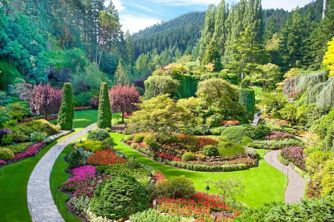 12 Things you NEED to Know Before Visiting the Butchart Gardens