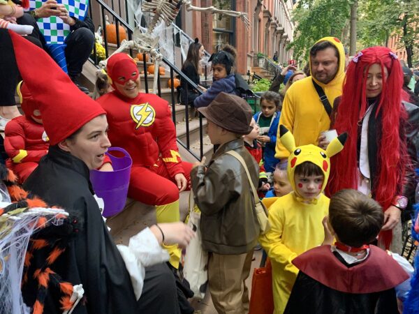 Happy mayhem on Garden Place in Brooklyn Heights during the traditional Halloween festivities. Photo: Mary Frost, Brooklyn Eagle