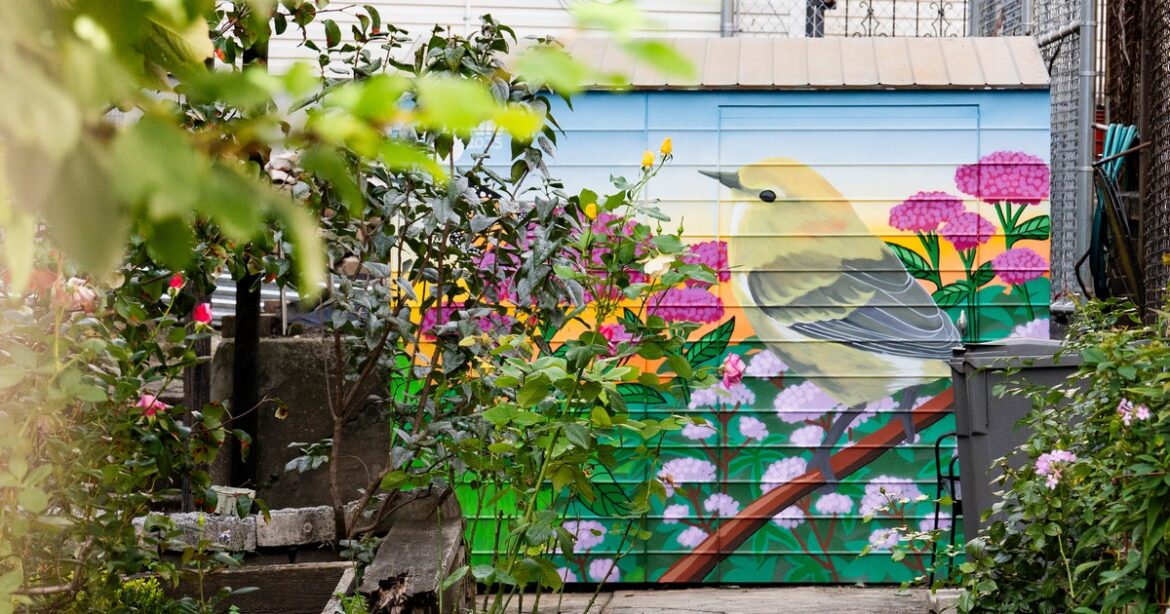 Audubon Mural Project and NYC Parks Celebrate New Murals at Community Gardens Audubon Mural Project and NYC Parks Celebrate New Murals at Community Gardens