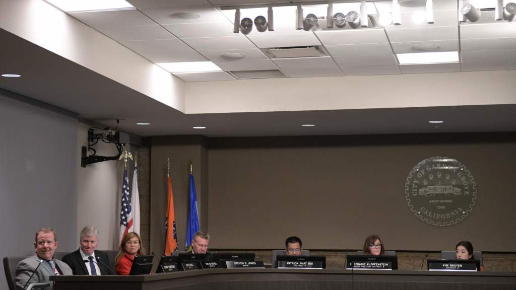 Residents push Garden Grove City Council again for immigration resources – Orange County Register Residents push Garden Grove City Council again for immigration resources – Orange County Register
