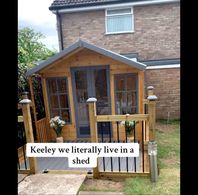 Woman living in ?2k shed at the bottom of her parents' garden Picture: keeleywalxx METROGRAB