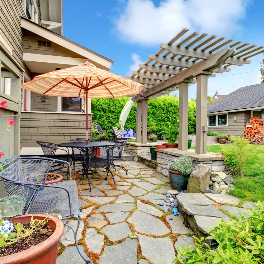 28 Small Backyard Landscaping Ideas That Look Good Without Needing a Ton of Work Modern Romance Backyard
