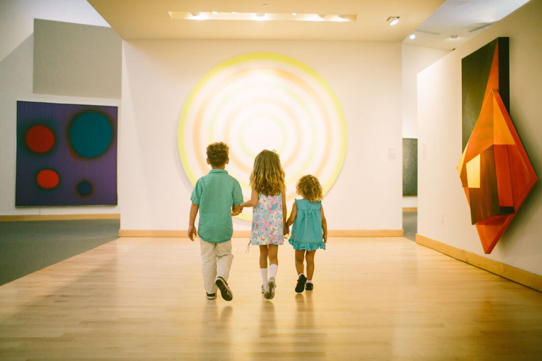 Kids in an art museum