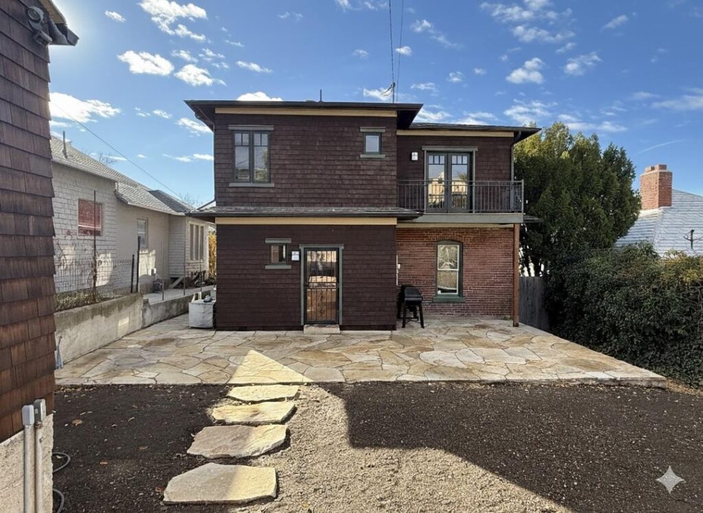 Found my landscaper on this sub to build out our hardscape. I think they nailed it! Found my landscaper on this sub to build out our hardscape. I think they nailed it!